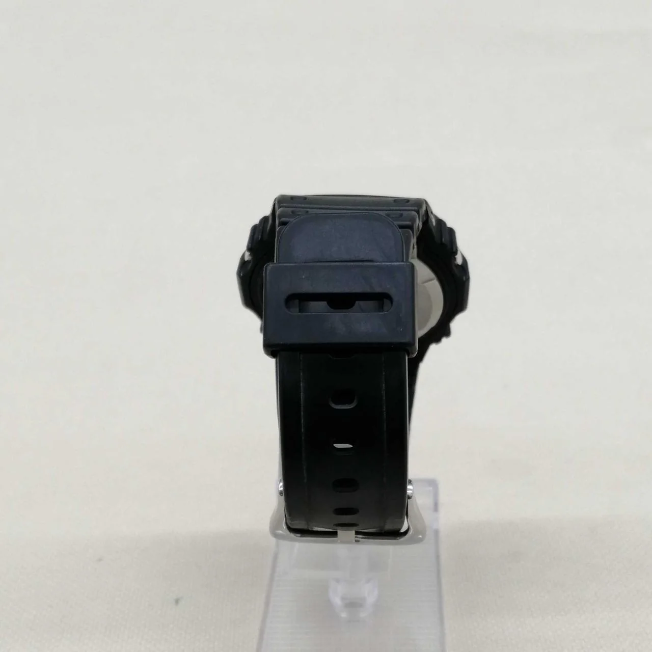 CASIO Solar Radio G-SHOCK GW-M5610U-1JF - Image 3