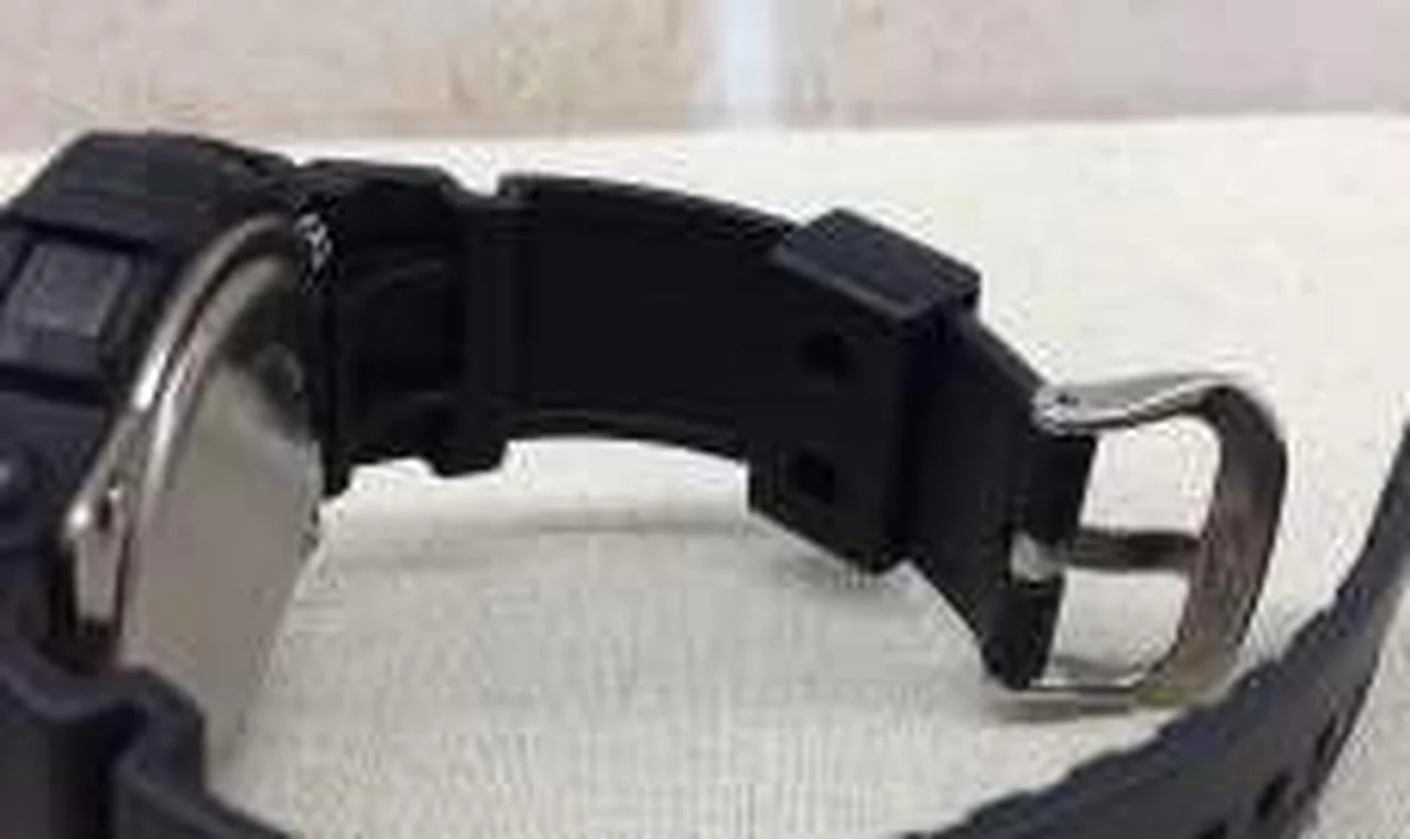 CASIO Wristwatch G-SHOCK G-2300 - Image 6