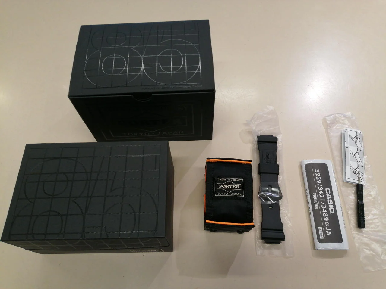 CASIO Wristwatch GM-5600EY - Image 6