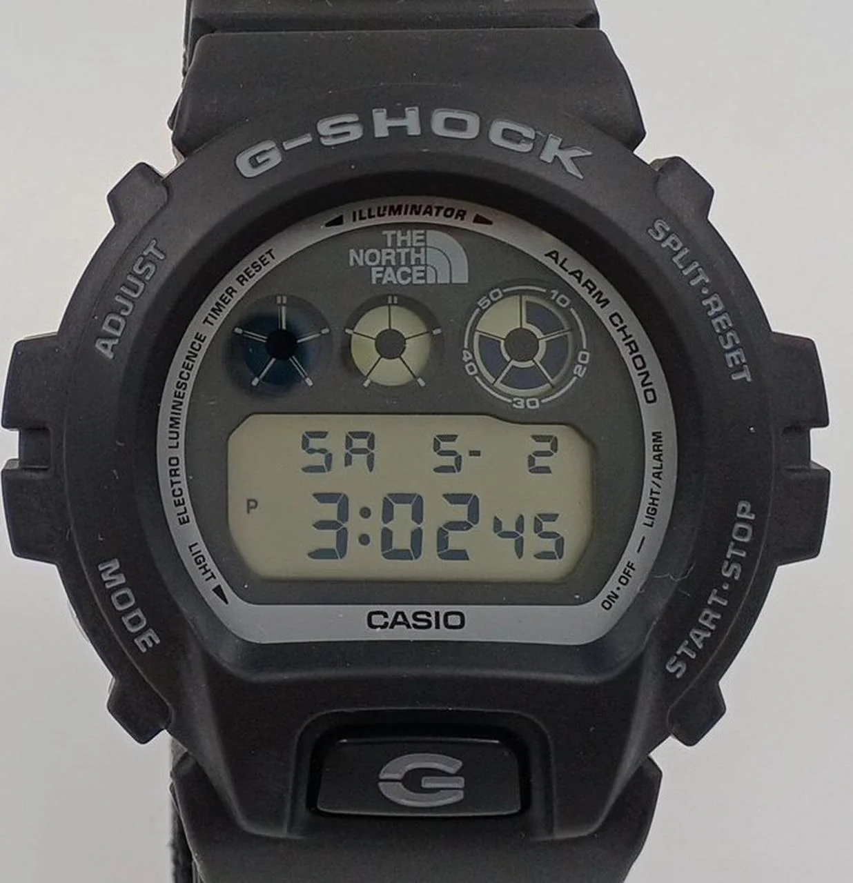CASIO X THENORTHFACE X SUPREME SUPREME TIMES SQUARE G-SHOCK DW-6900NS-1JR - Image 2
