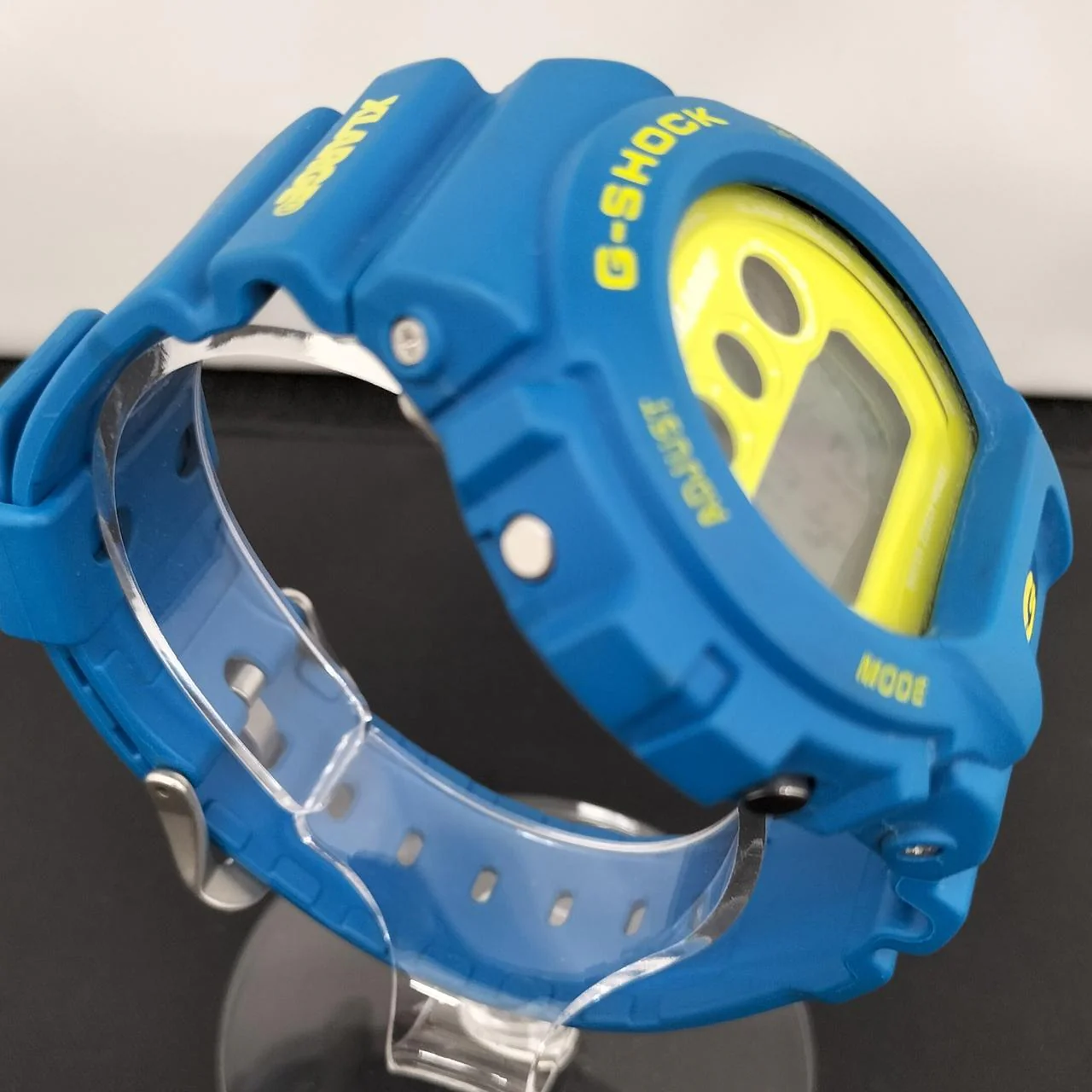 CASIO XLARGE×G-SHOCK DW-6900FS - Image 3