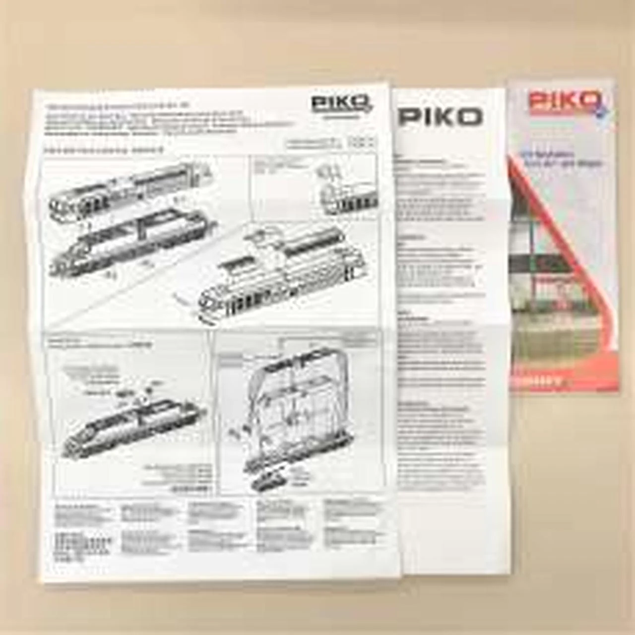 COMMA Diesel Locomotive Diesel Locomotive BR130 DR EP IV - Image 11