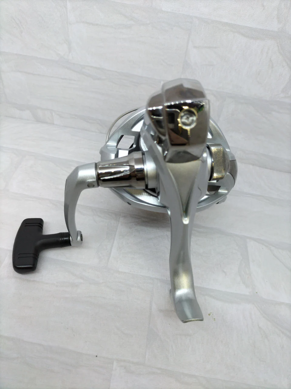 DAIWA AIRROTOR Spinning Reel - Image 4