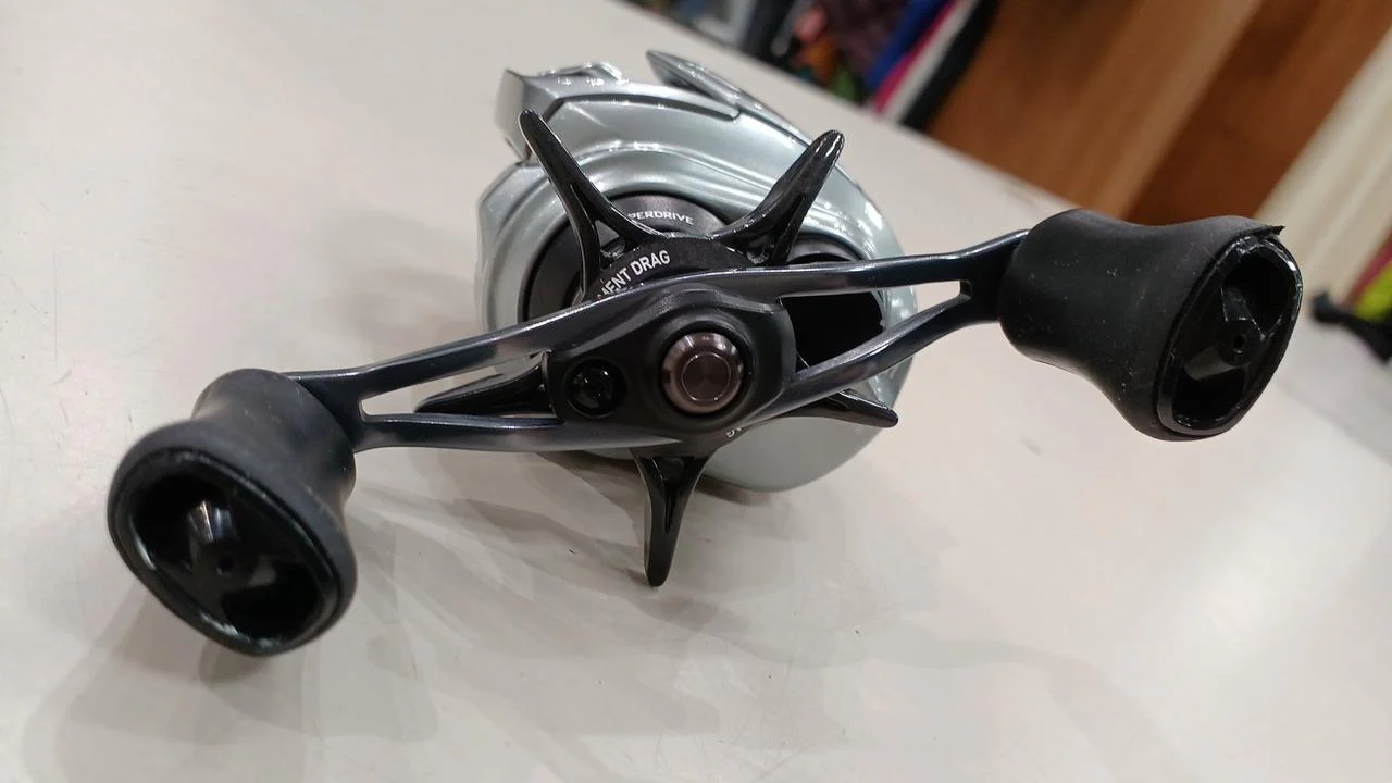 DAIWA ALPHAS SV TW 800S-HL - Image 2