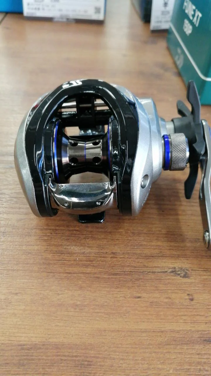 DAIWA Bait Reel FUNE XT 150P 00621041 - Image 2