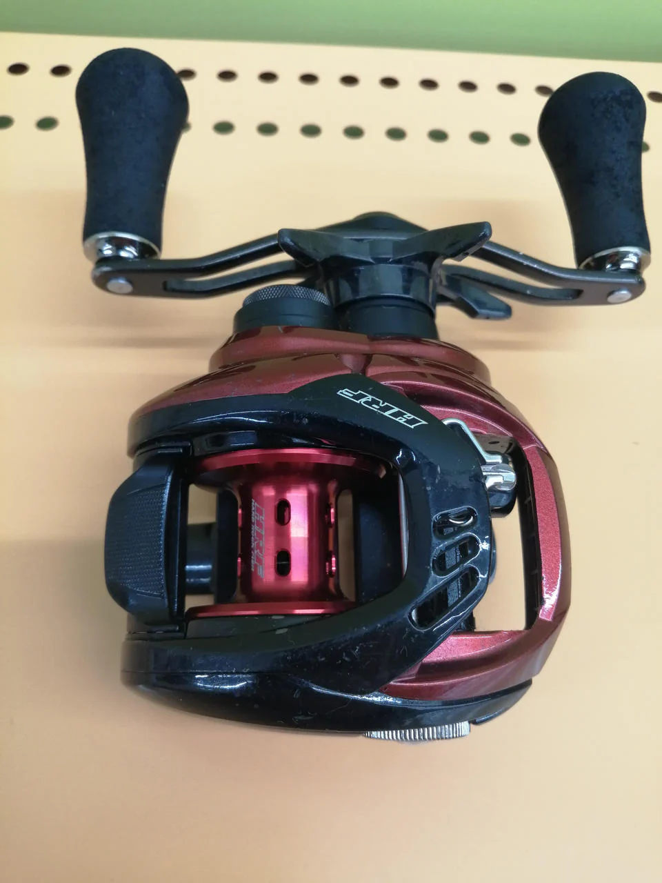 DAIWA Bait Reel HRF PE 8.1L TW - Image 2