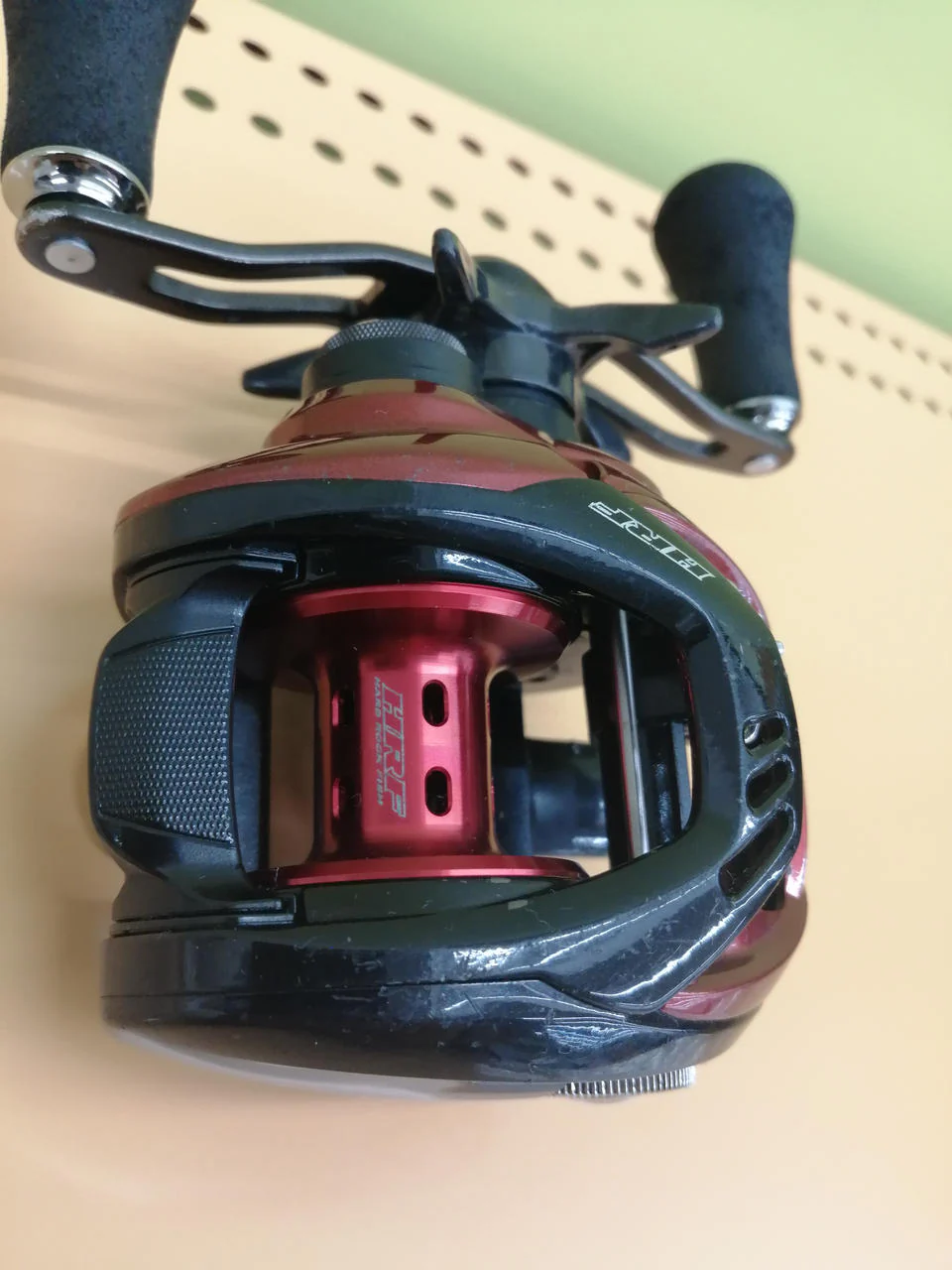 DAIWA Bait Reel HRF PE 8.1L TW - Image 3