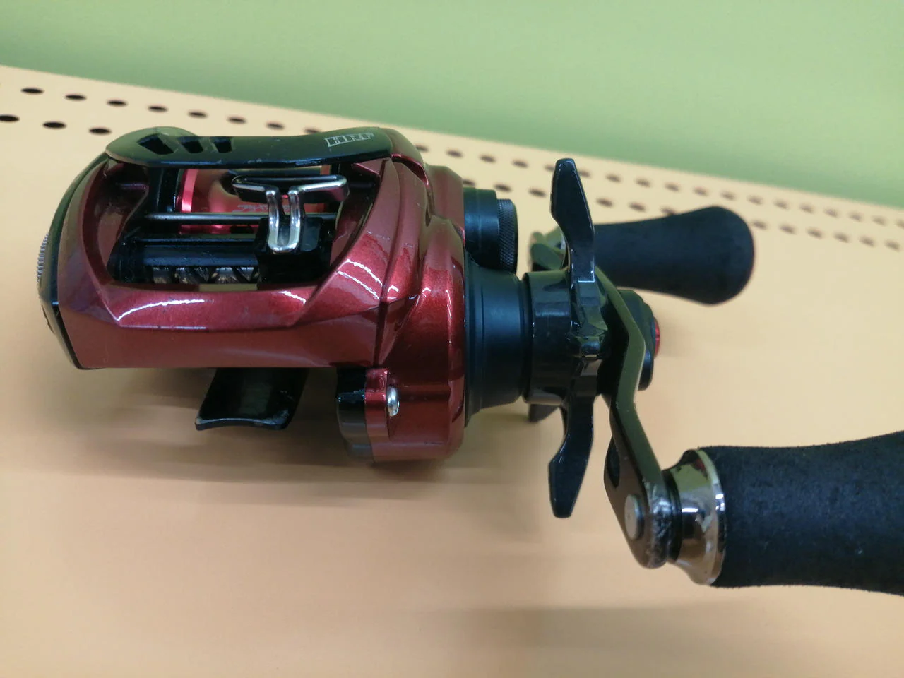 DAIWA Bait Reel HRF PE 8.1L TW - Image 7