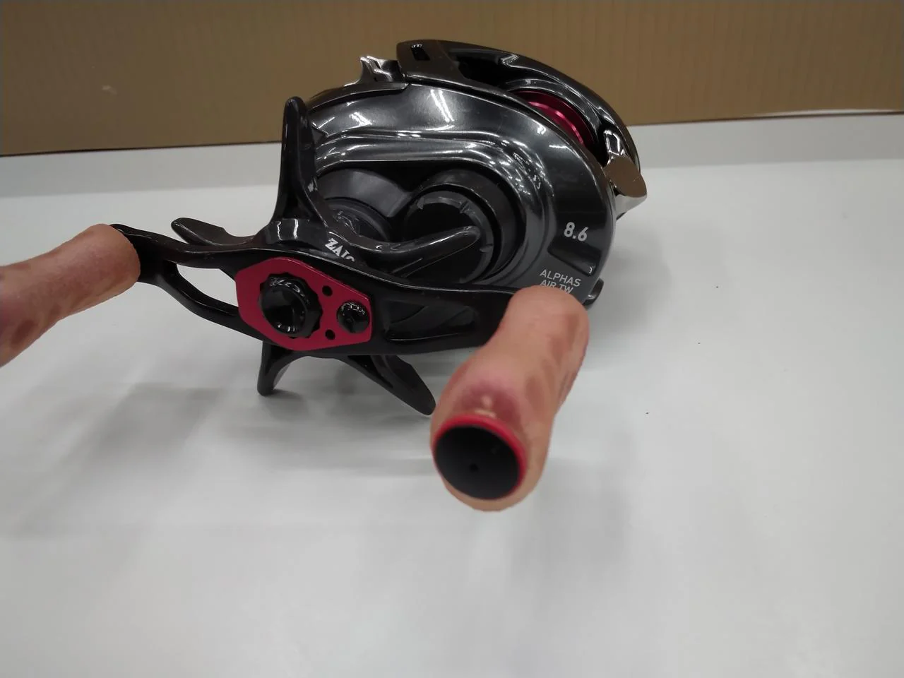 DAIWA Baitcasting Reel 20 ALPHAS AIR TW 8.6L - Image 5