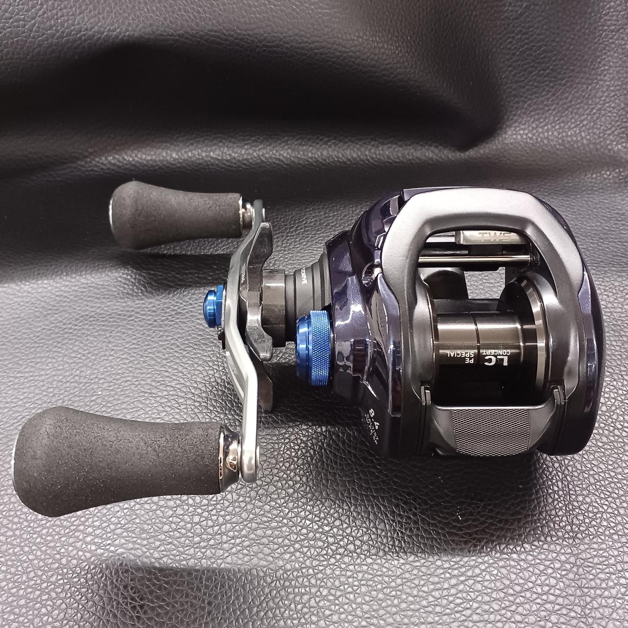 DAIWA Baitcasting reel 23SALTIST TW 150XHL PE SPECIAL - Image 2