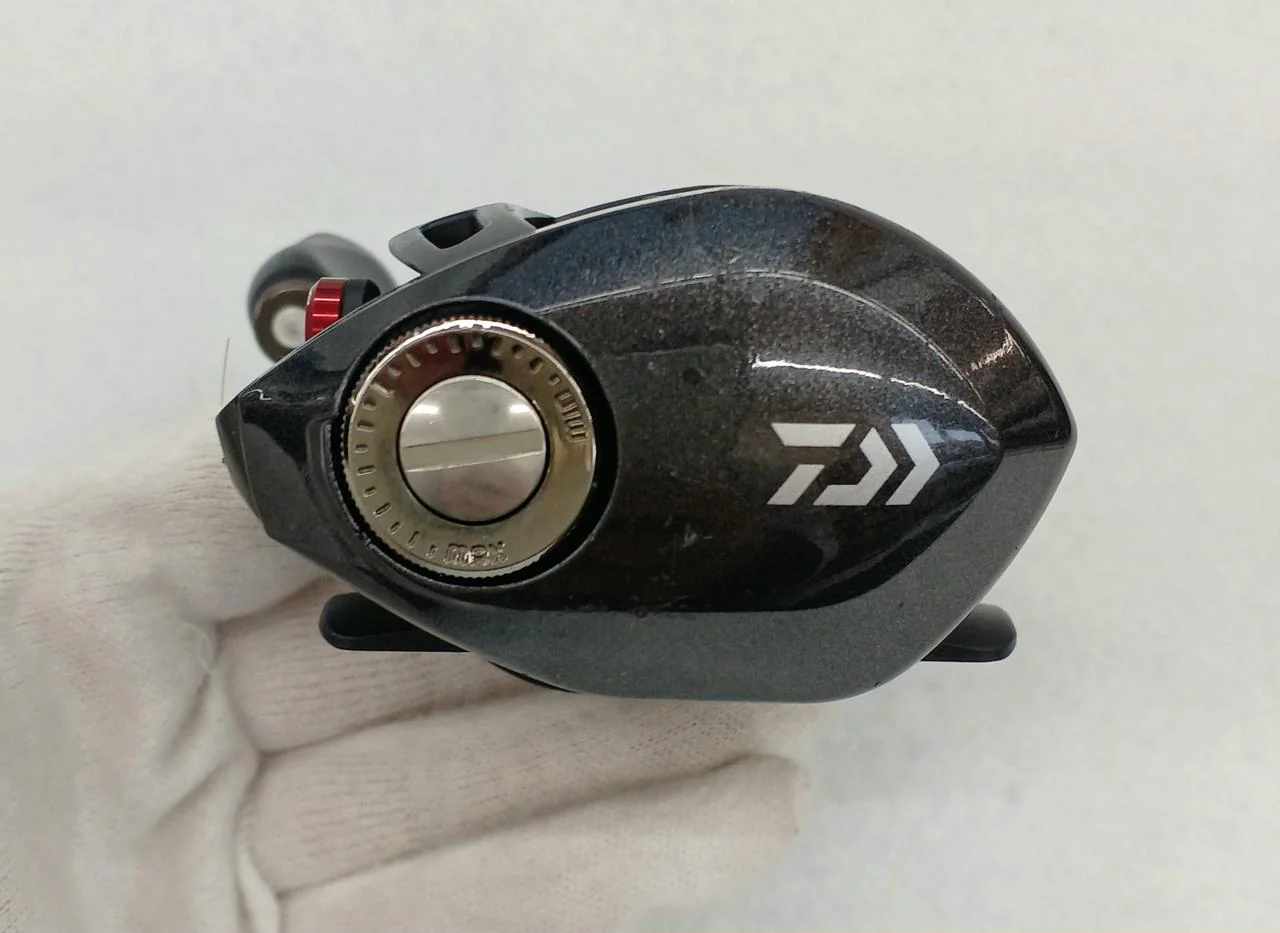DAIWA Baitcasting Reel ALPHAS AIR 7.2 - Image 2