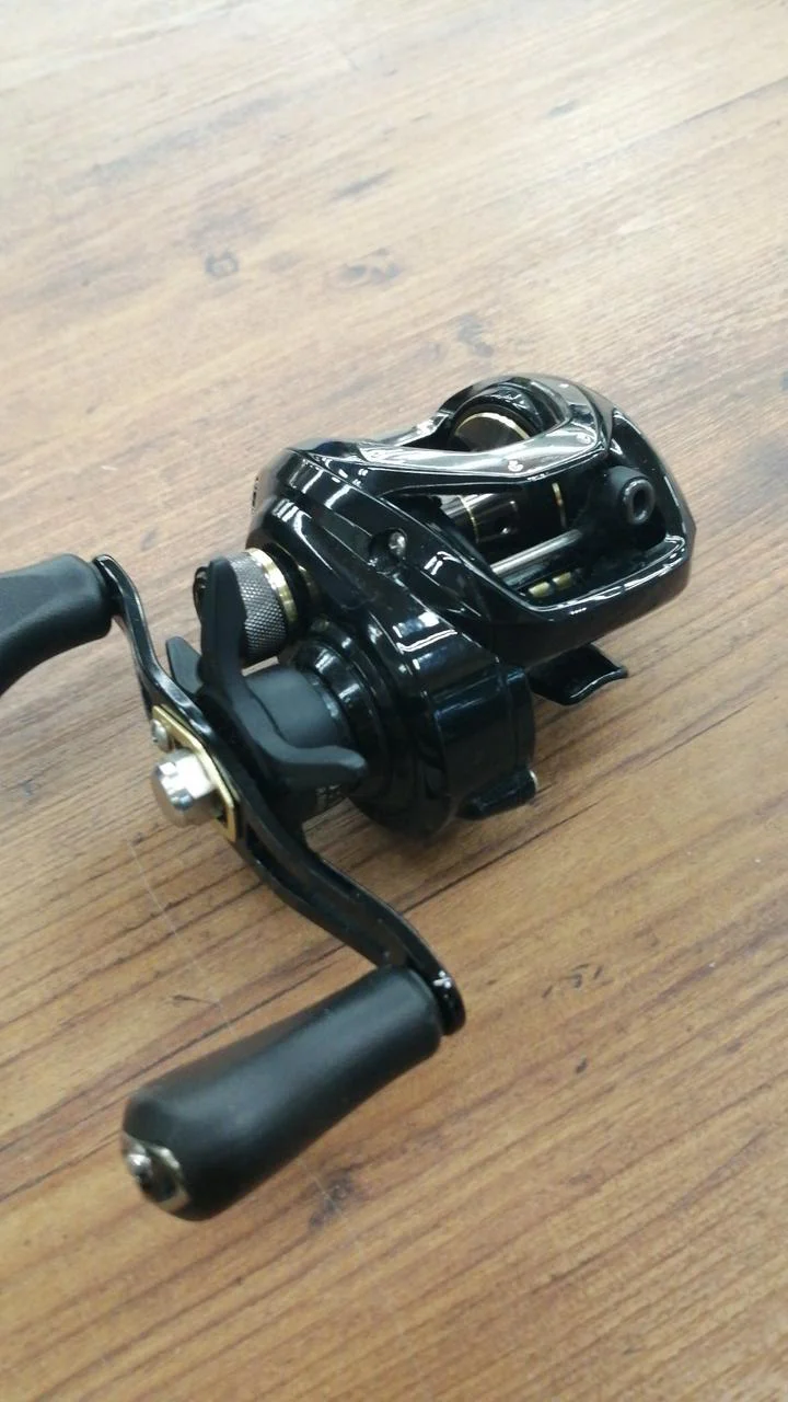 DAIWA Baitcasting Reel BASS X 80 - Image 2