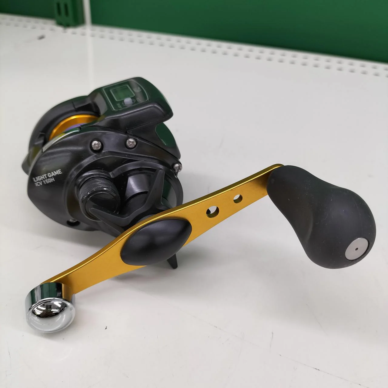 DAIWA Baitcasting Reel ICV 150H - Image 2