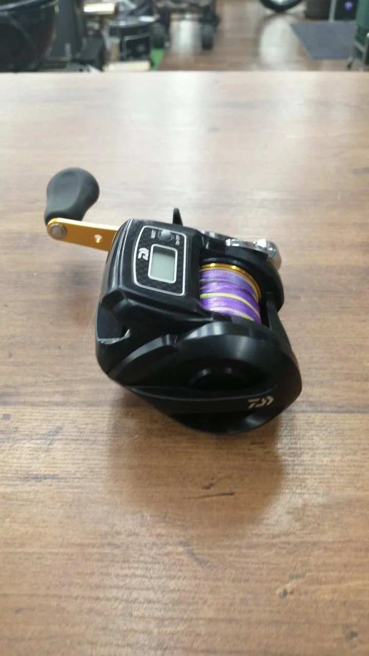 DAIWA Baitcasting Reel LIGHT GAME ICV 200H - Image 2