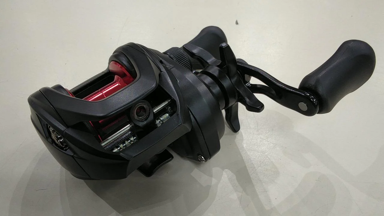 DAIWA Baitcasting Reel PR100
