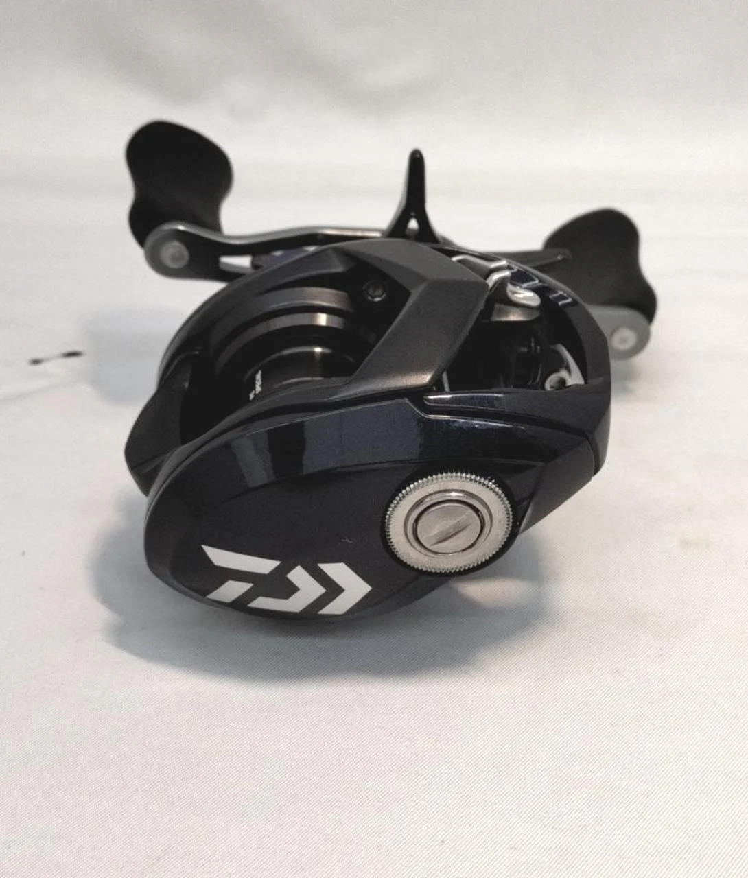 DAIWA Baitcasting Reel SALTIST SV TW80XHL PE SPECIAL - Image 4