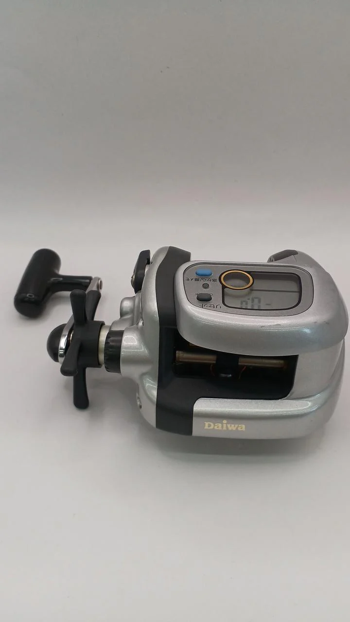DAIWA Baitcasting reel SUPER TANASENSOR-S 500W - Image 3