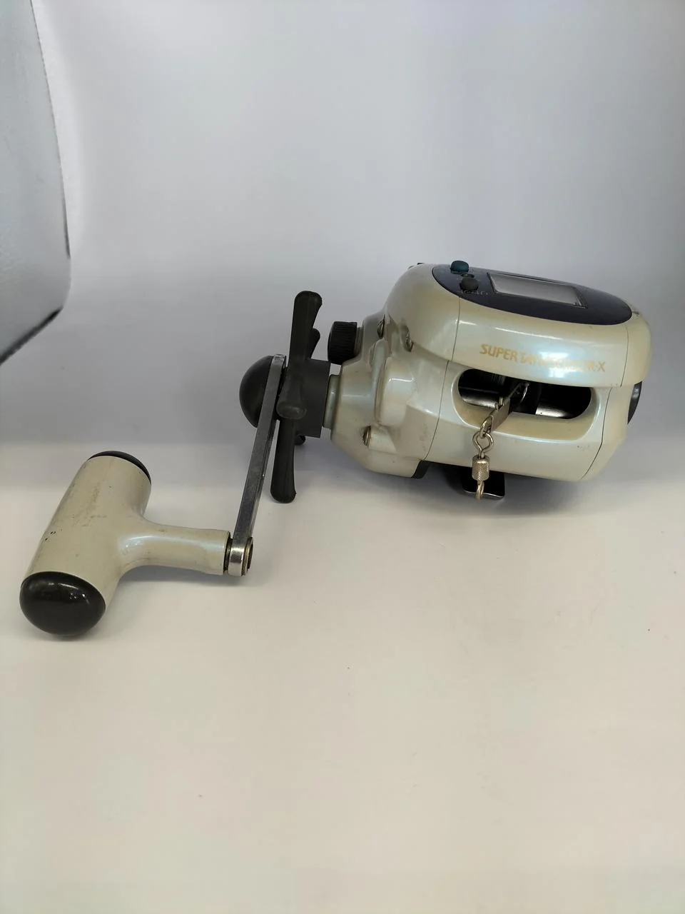 DAIWA Baitcasting Reel SUPER TANASENSOR-X 250W - Image 3