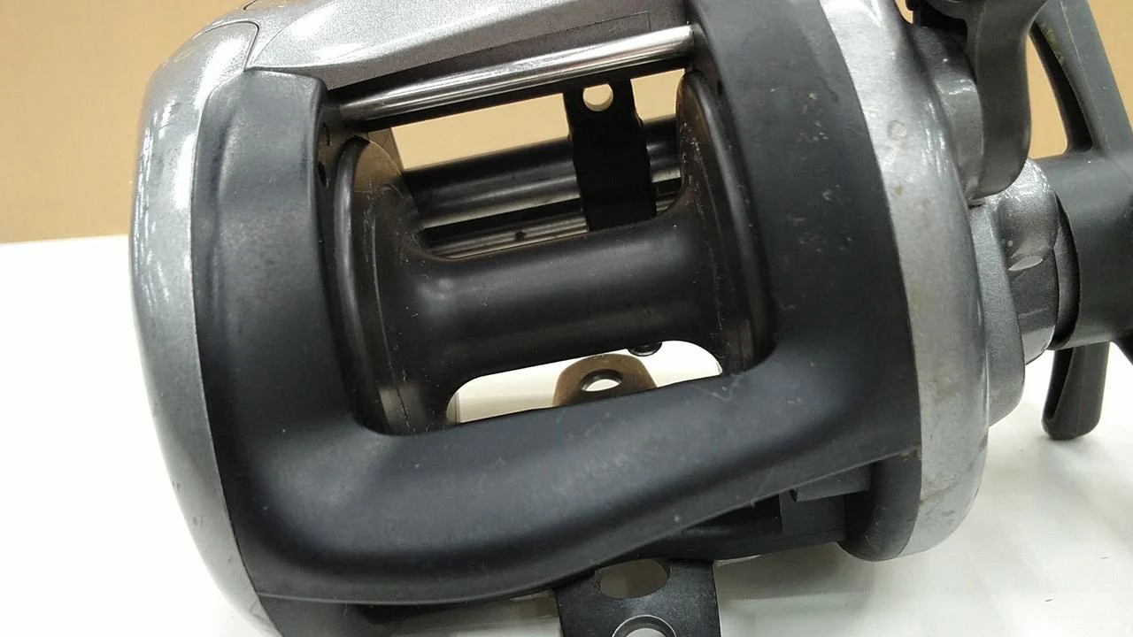 DAIWA Baitcasting Reel Tana Sensor S 400DX - Image 11