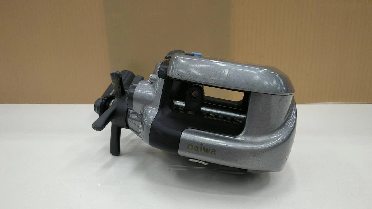 DAIWA Baitcasting Reel Tana Sensor S 400DX - Image 4