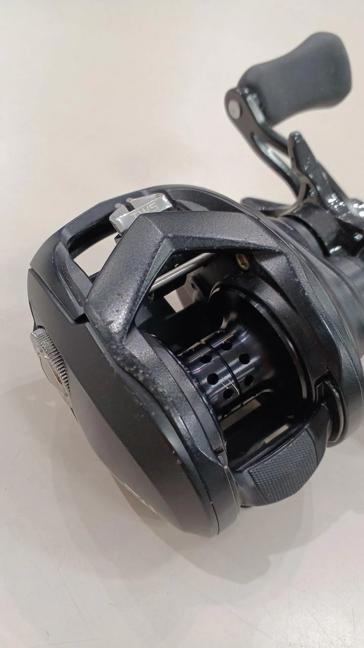 DAIWA Baitcasting Reel TATULA TW80 - Image 7