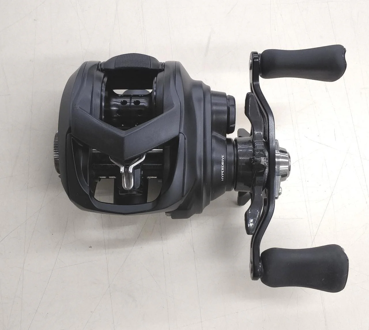 DAIWA Baitcasting Reel TW80XHL - Image 2