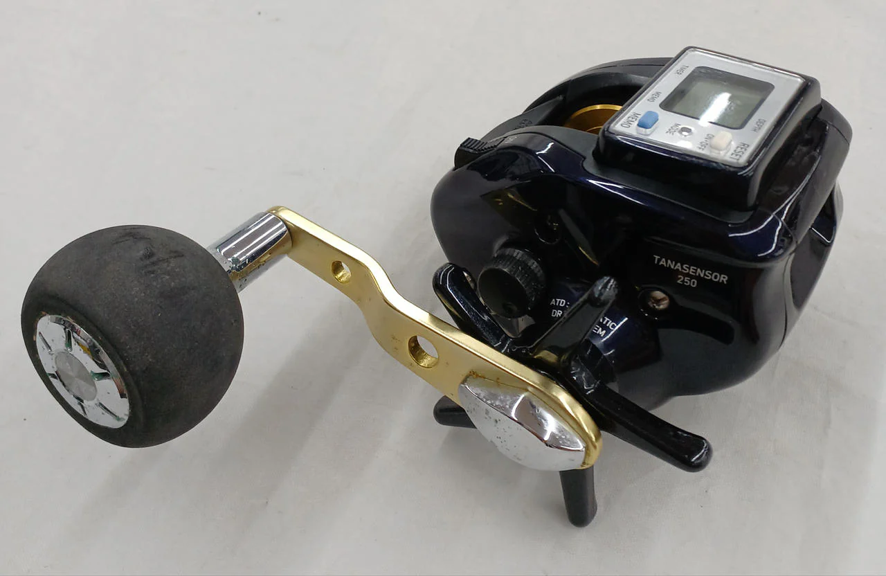 DAIWA Baitcasting reel with counter TANASENSOR250