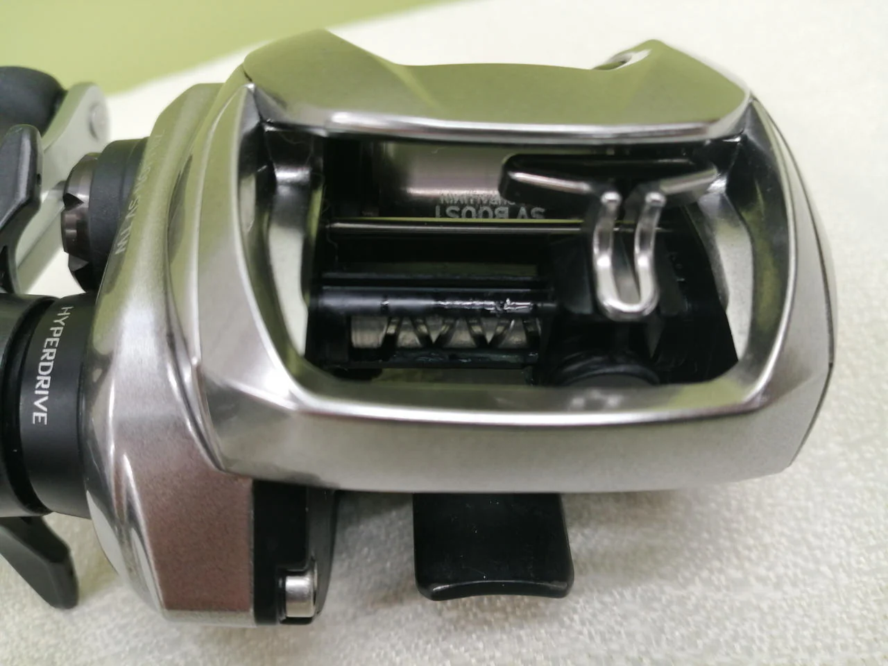 DAIWA Baitcasting Reel ZILLION SV TW 1000XH - Image 6