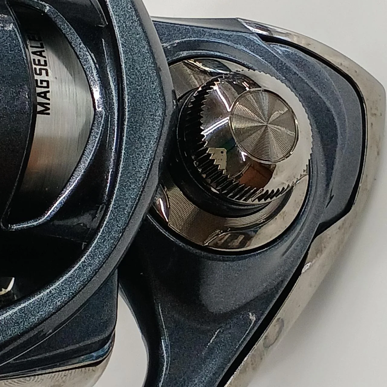 DAIWA Daiwa Spinning Reel FREAMS 2506H - Image 5