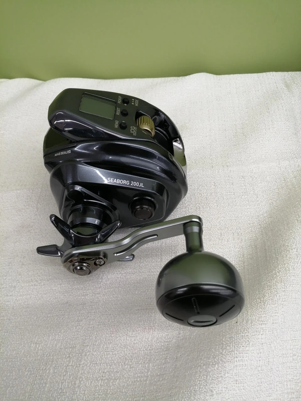 DAIWA Electric Reel 22SEABORG 200J L - Image 2