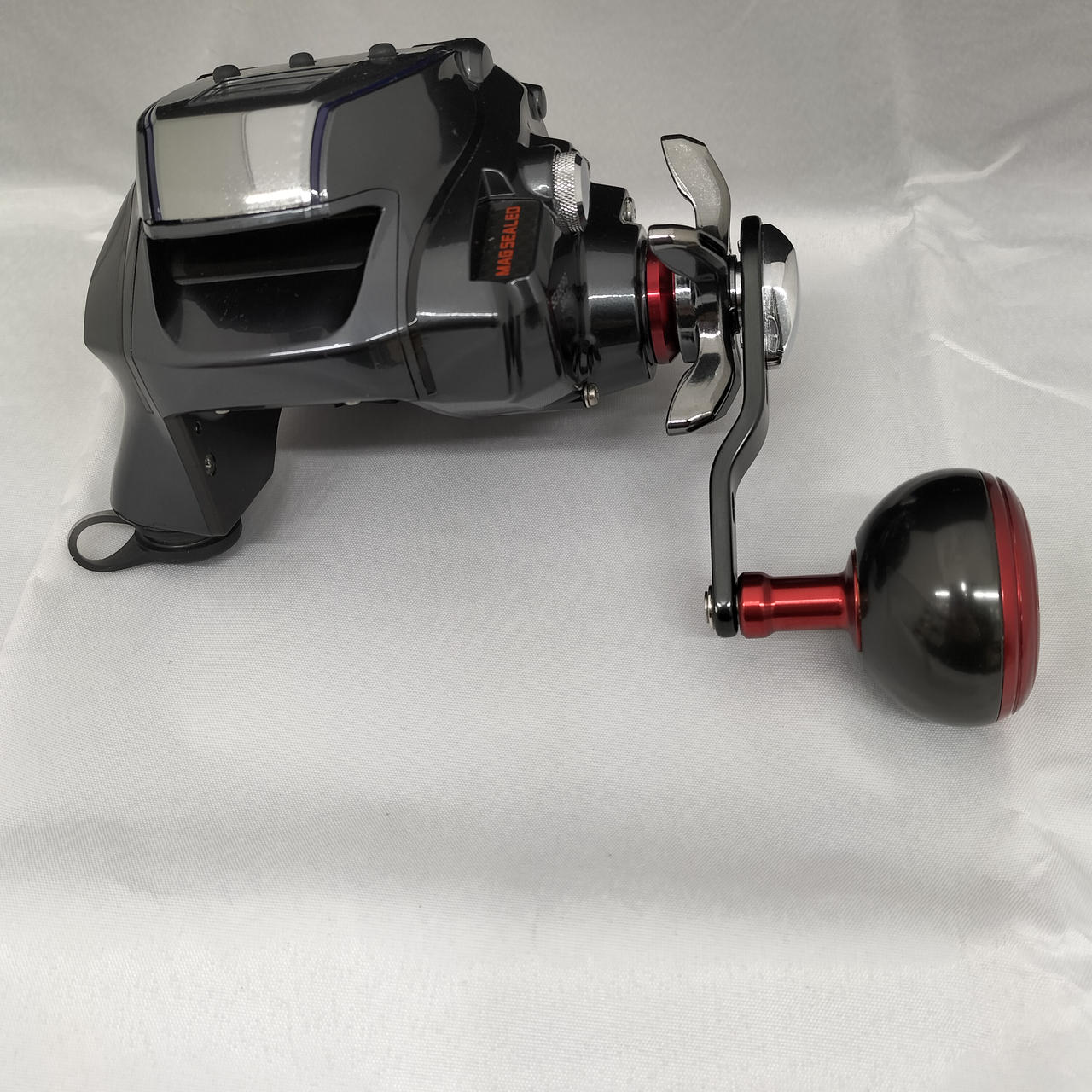 DAIWA Electric Reel SEABORG 300J L - Image 3