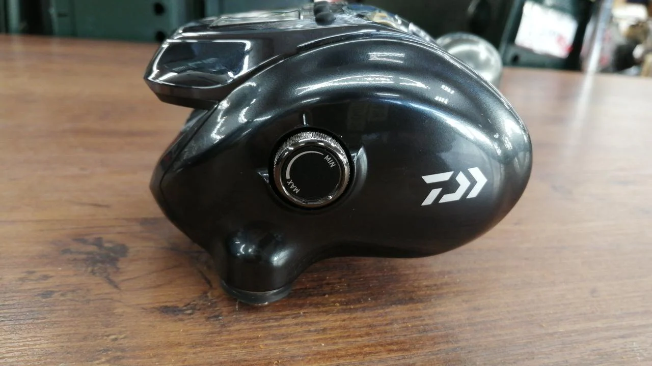 DAIWA Electric Reel SEABORG 400J - Image 4