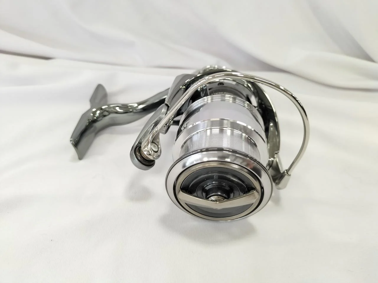DAIWA EXIST LT2500S - Image 6