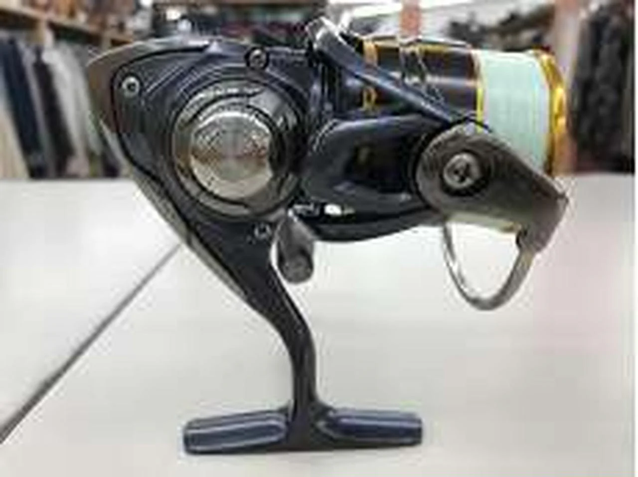 DAIWA FREAMS2004 Spinning Reel - Image 3