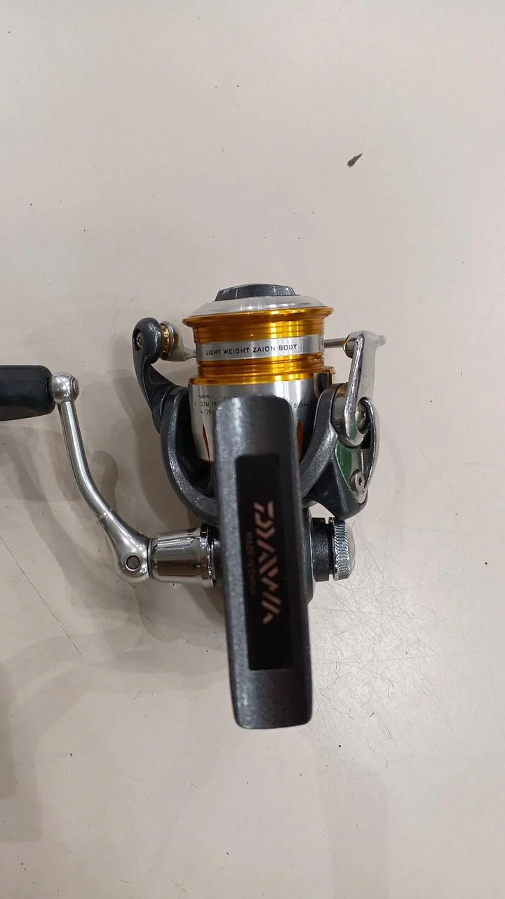 DAIWA Spinning Reel 11 FREAMS2004 - Image 4