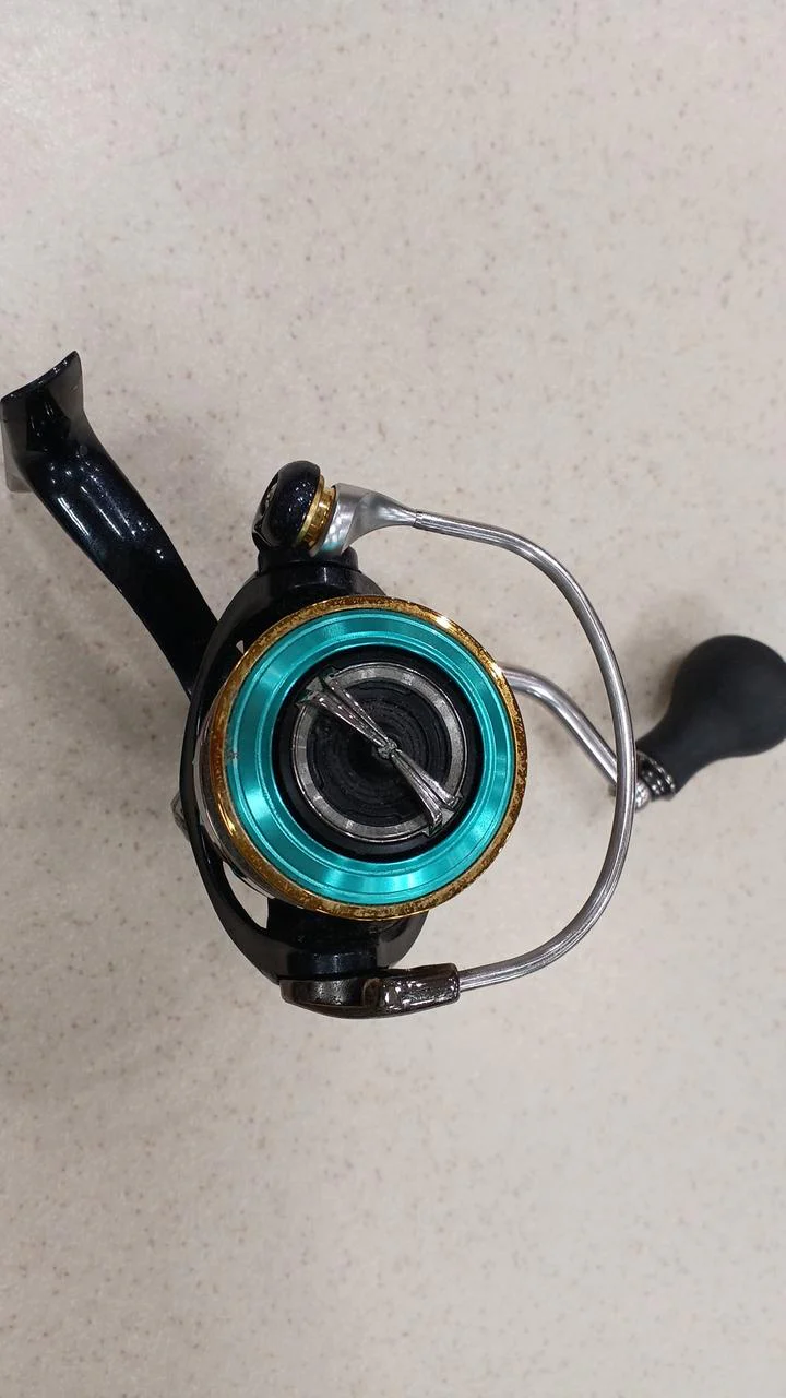 DAIWA Spinning Reel 17 Emeraldas MX 2508PE-H - Image 2