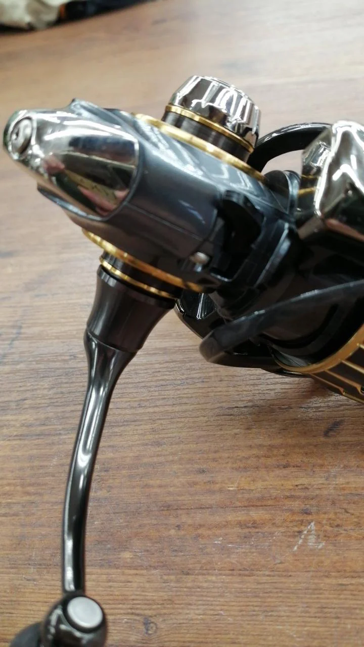 DAIWA Spinning Reel 17THEORY 2004H - Image 8
