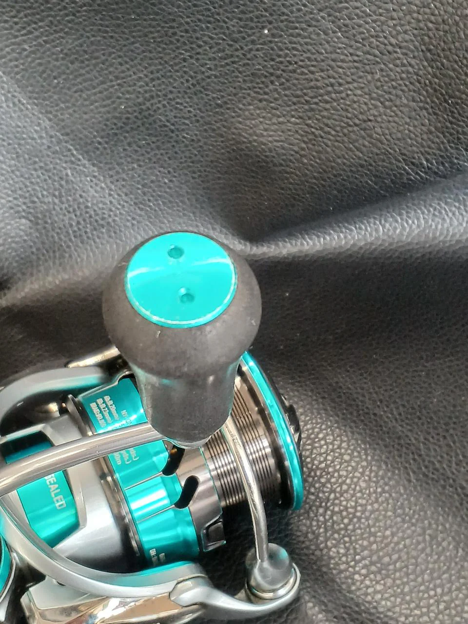 DAIWA Spinning Reel 18 EMERALDAS AIR LT3000S-CXH - Image 4