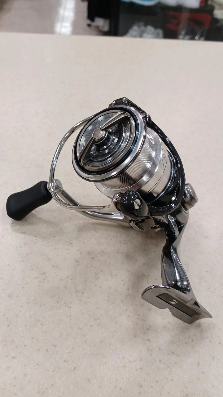 DAIWA Spinning Reel 18 EXIST FC LT2500S-CXH - Image 3