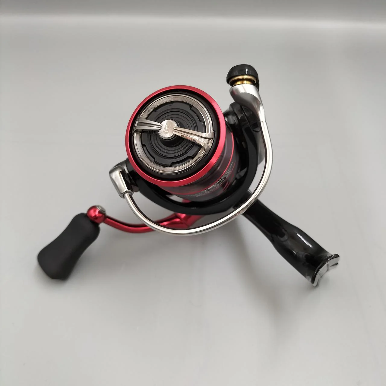 DAIWA Spinning Reel 18 Gekkabijin MX LT2000S-P - Image 3