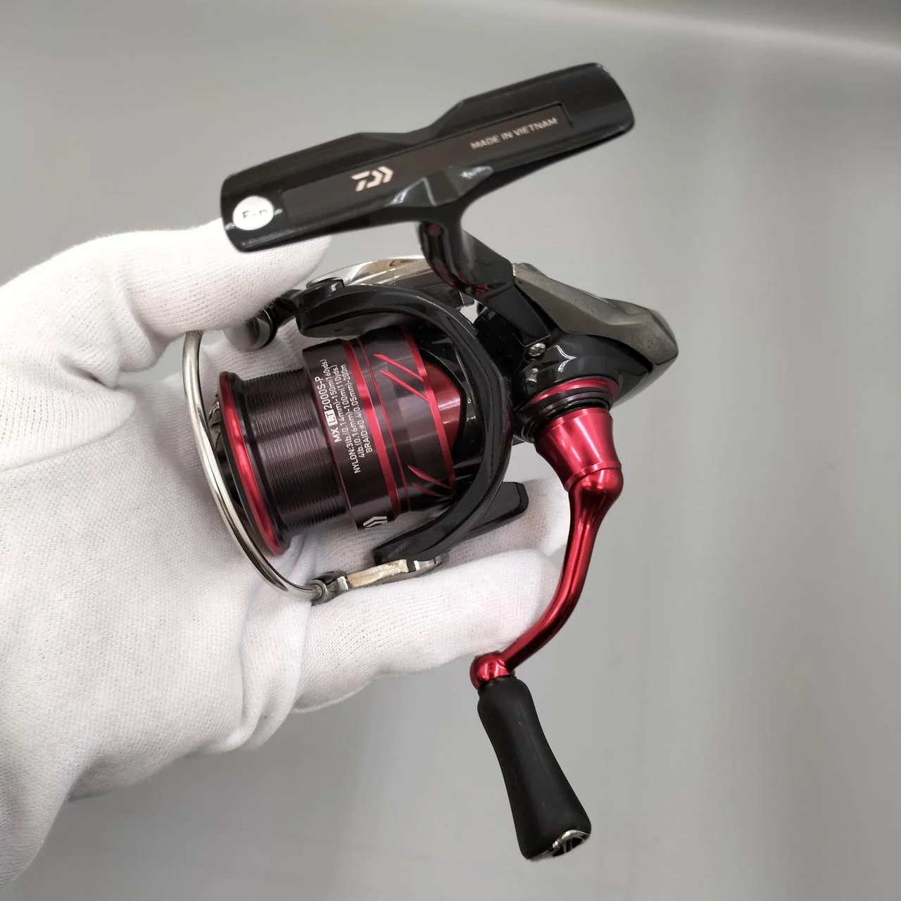DAIWA Spinning Reel 18 Gekkabijin MX LT2000S-P - Image 4