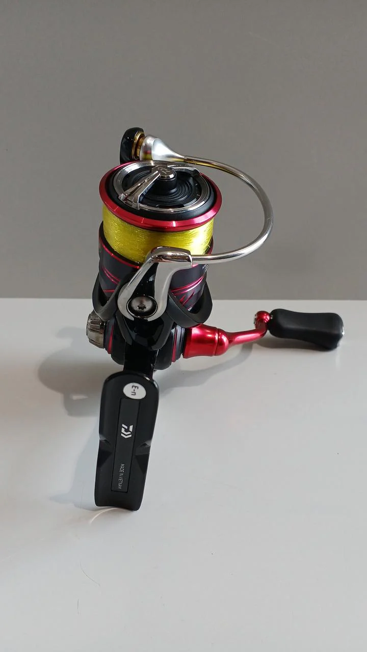 DAIWA Spinning Reel 18 Getsuka Bijin MX LT2000S-P - Image 2