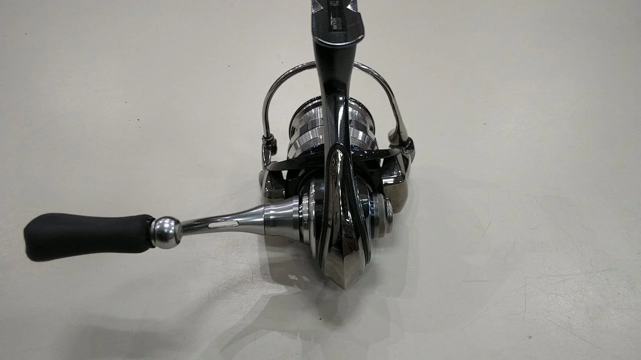 DAIWA Spinning Reel 18EXIST FC LT2000S-P - Image 4