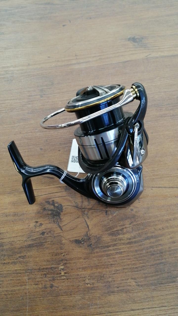 DAIWA Spinning Reel 19 CERTATE 4000-CXH - Image 3