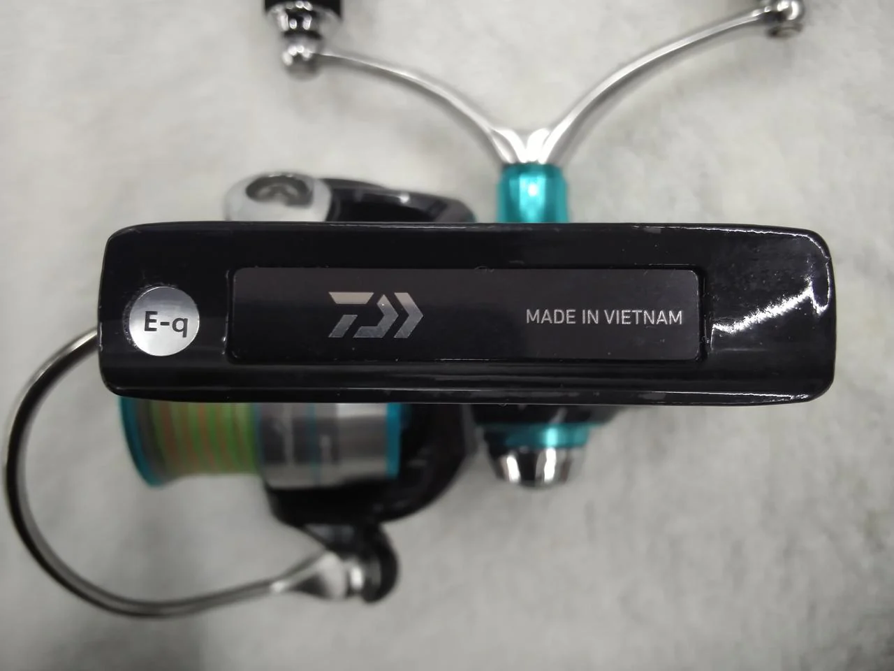 DAIWA Spinning Reel 19 Emeraldas LT3000S-CH-DH - Image 3