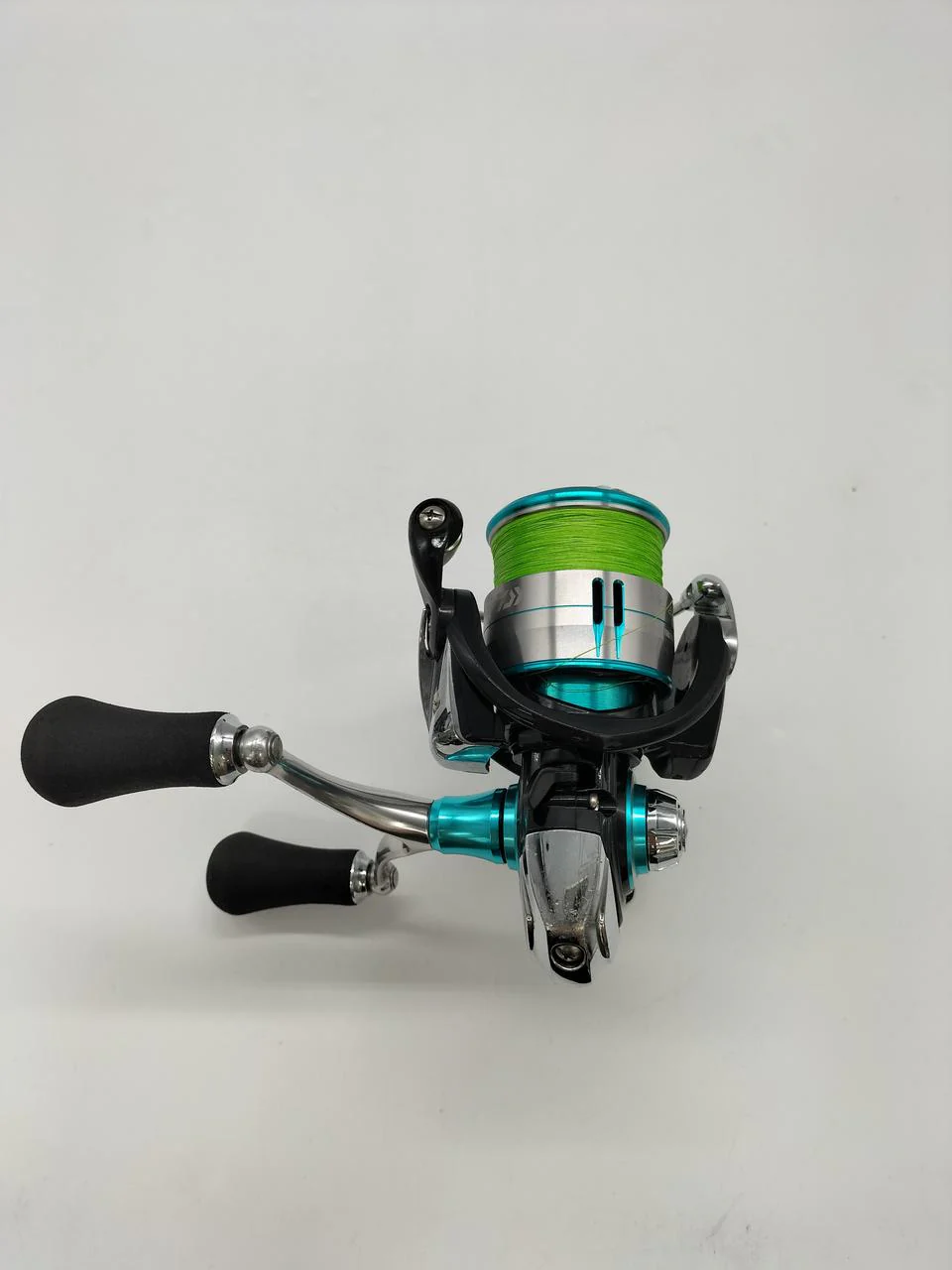 Daiwa Spinning Reel 19 Esmeralda LT 2500S-DH - Image 3