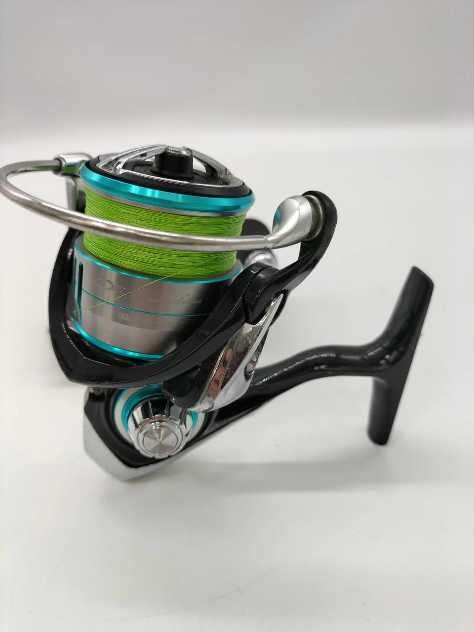 Daiwa Spinning Reel 19 Esmeralda LT 2500S-DH - Image 4
