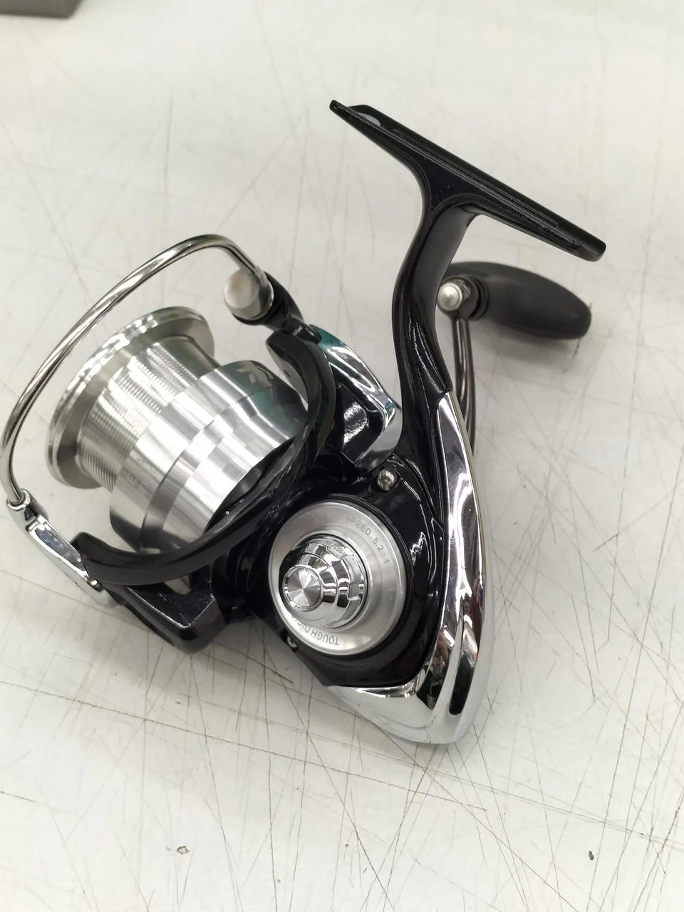 DAIWA Spinning Reel 19LEXA LT3000 - Image 2