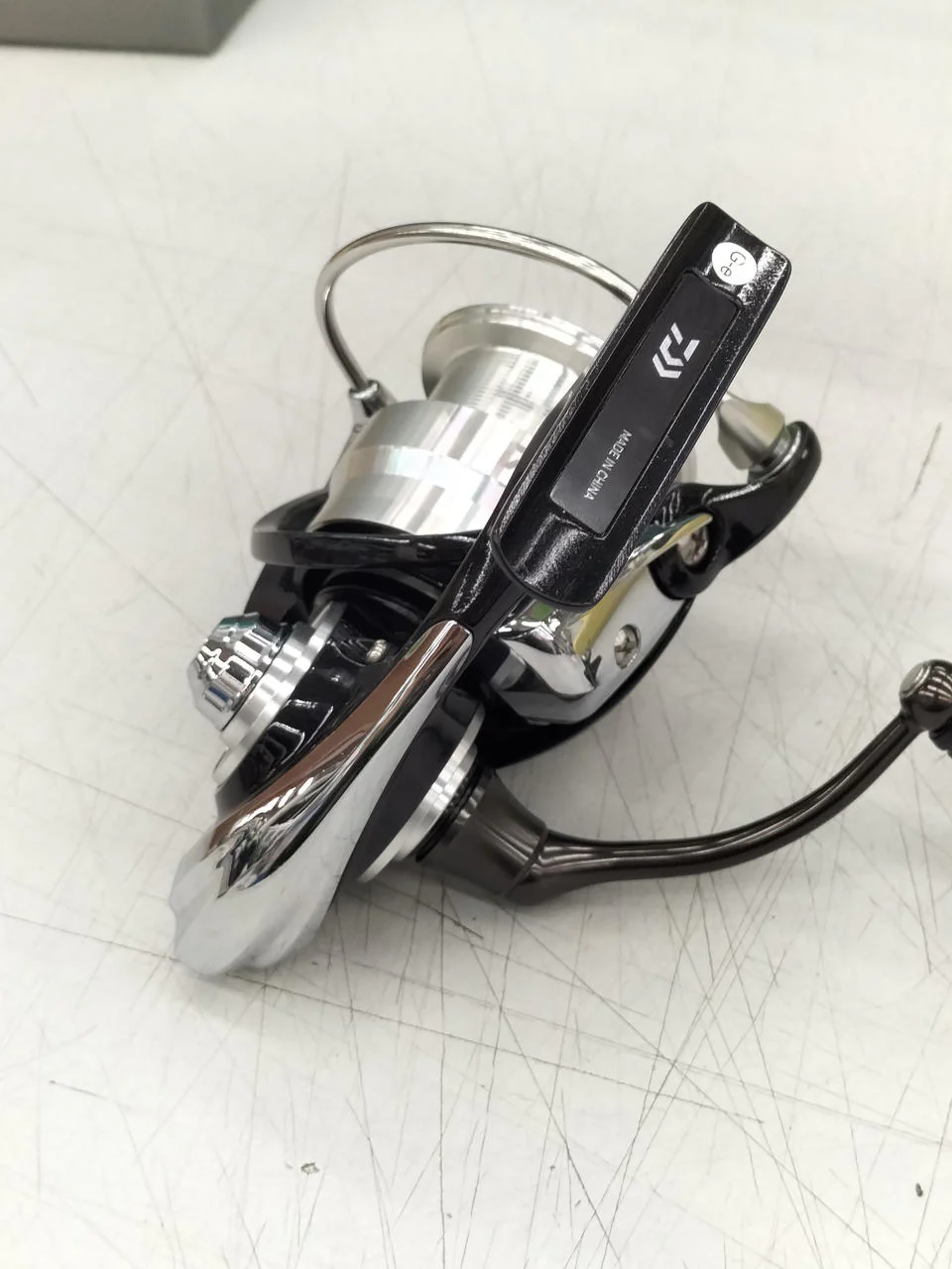 DAIWA Spinning Reel 19LEXA LT3000 - Image 3