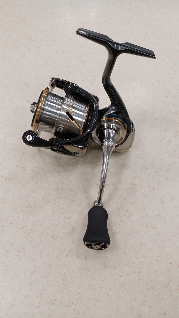 DAIWA Spinning Reel 20 Luvias FC LT 2000S